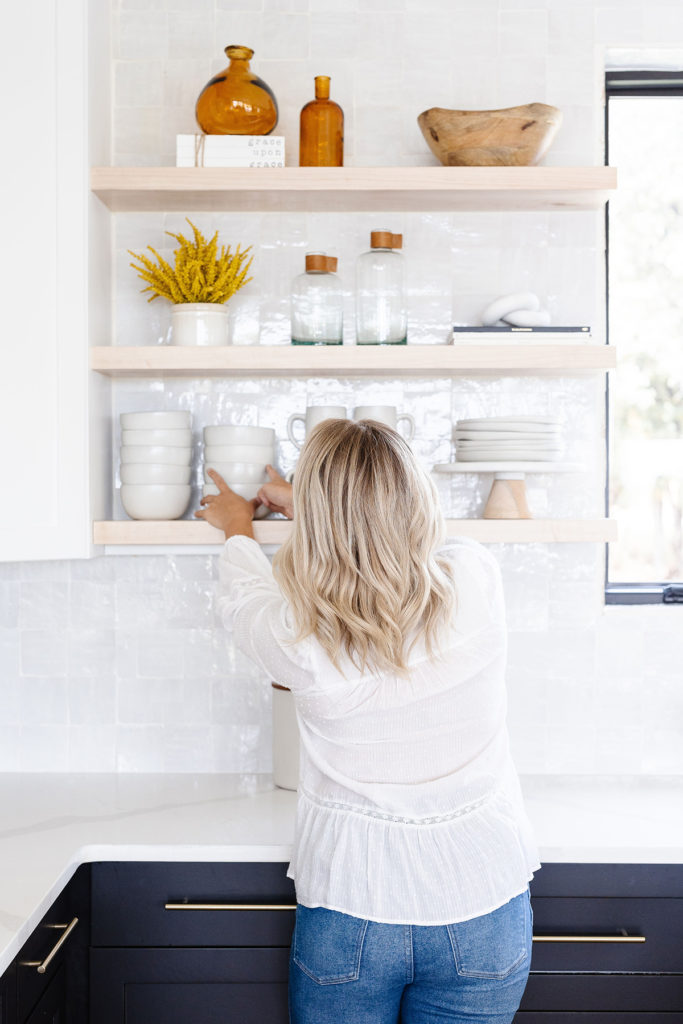 lindsay-taylor-group-dos-and-donts-when-staging-your-home-dallas-texas-realtor-01