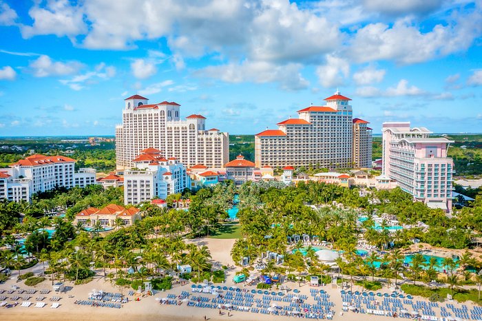 Family-Friendly Vacation Ideas Worth Exploring; The Taylor Family Bucket List Trips; Lindsay Taylor Real Estate Group; Dallas Texas Realtor; Baha Mar Atlantis