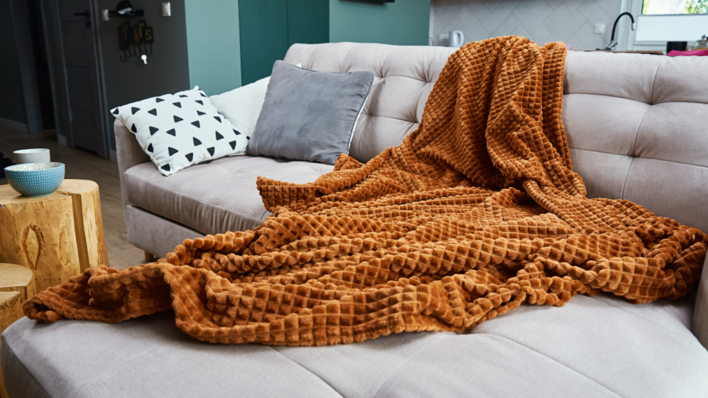 Cozy Decor Tips to Transition from Summer to Fall; Lindsay Taylor Real Estate Group; Dallas Texas Realtor; Dallas Real Estate